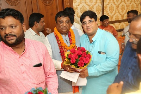 छत्तीसगढ़ में नेता प्रतिपक्ष की जिम्मेदारी नारायण सिंह चंदेल को मिली