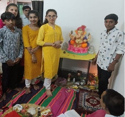 भक्तो भगवान गणेश की प्रतिमाएं घर-घर में की स्&zwj;थापित, शमी गणेश के दर्शन को उमड़े श्रद्धालु