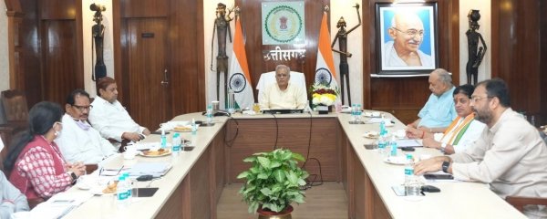 गौठान गांवों में एक नये शक्ति केन्द्र के रूप में हो रहे विकसित : मुख्यमंत्री भूपेश बघेल