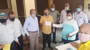 खाद्य विभाग, नापतौल विभाग एवं भिलाई निगम की संयुक्त कार्रवाई, आलू-प्याज अधिक दाम पर बेचने पर लिया गया जुर्माना