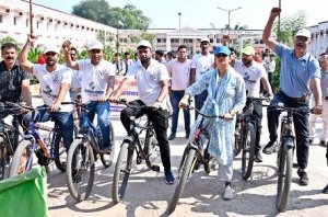 &lsquo;रखबो मुंगेली के मान, करबो सब्बो झन मतदान&rsquo;&rsquo; स्लोगन के साथ मतदाताओं को किया गया जागरूक
