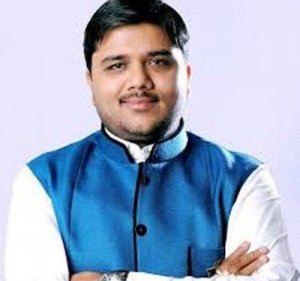 नक्सली हमले और  कोरोना को लेकर केन्द्रीय मंत्रियों से चर्चा की अतुल पर्वत ने