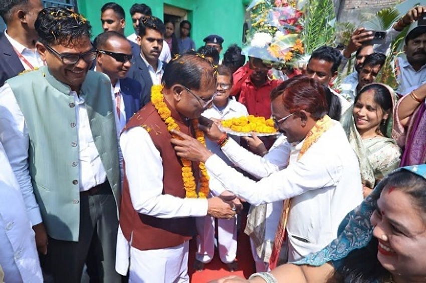 नगरीय निकायों में ऐतिहासिक जनादेश का एक वर्ष: सुशासन, पारदर्शिता और विकास पर जनता की मुहर — मुख्यमंत्री विष्णु देव साय