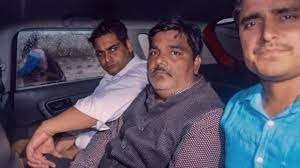 AAP के पूर्व नेता ताहिर हुसैन और अन्य के खिलाफ हत्या के प्रयास और दंगा करने के आरोप तय