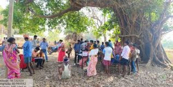 जहां माओवादियों का लगता था जन अदालत वहां अब समस्याओं के निजात के मौजूद है समाधान पेटी