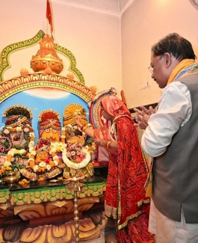 62वें जन्मदिवस पर मुख्यमंत्री श्री विष्णुदेव साय ने श्री जगन्नाथ मंदिर में पूजा-अर्चना कर प्रदेशवासियों के सुख-समृद्धि की कामना की