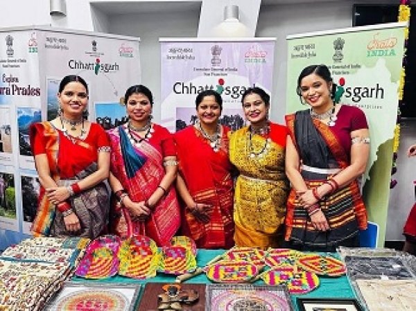 छत्तीसगढ़ की संस्कृति ने विदेश में बिखेरा रंग