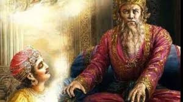 इन 4 लोगों के घर कभी नहीं होती है बरकत, धन से जुड़ी पढ़ें क्या है मान्यता