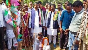 उद्योग मंत्री  लखमा ने तीन नवीन धान केंद्रों का किया शुभारंभ :