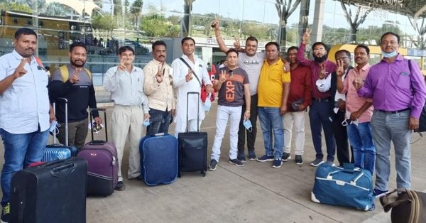 टीम सहित असम रवाना हुए जिला कांग्रेस अध्यक्ष निर्मल कोसरे