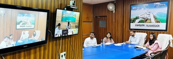 प्रमुख सचिव सोनमणि बोरा की कलेक्टरों से चर्चा, राजनांदगांव कलेक्टर डॉ. भुरे रहे शामिल