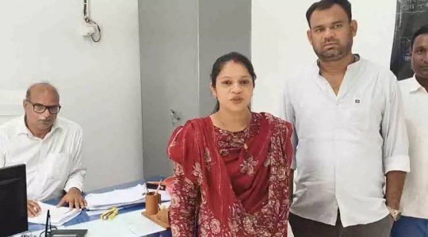 सेवा संकल्प अभियान : सेवा की कहानी -अपने नाम जमीन की रजिस्ट्री पर महिला किसान चंद्रकांता को 9,510 रुपये की राहत