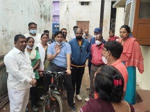 महापौर बाकलीवाल ने अधिकारियों को बेहतर सफाई के दिए निर्देश
