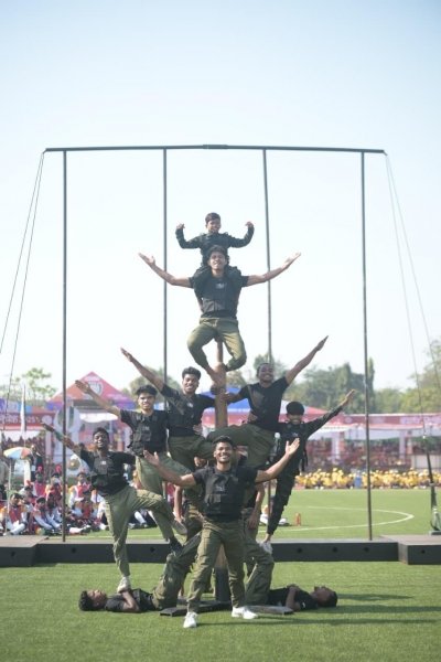 नारायणपुर के मलखम्भ खिलाड़ियों ने बस्तर ओलम्पिक में किया हैरतअंगेज प्रदर्शन