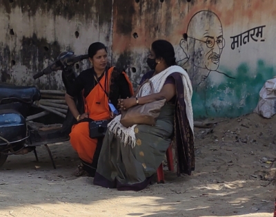 नेहरू नगर प्राथमिक शाला स्कूल की प्राचार्य कर रही है पद का गलत इस्तेमाल