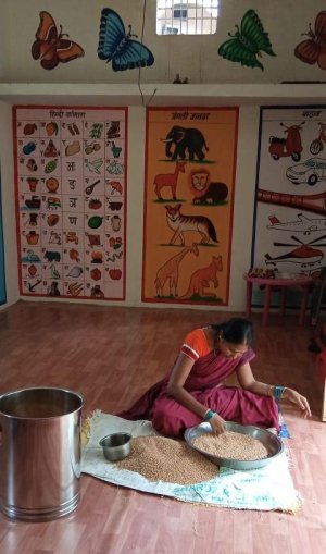 नौनिहालों और गर्भवती महिलाओं को मिलेगा गरमा गरम भोजन