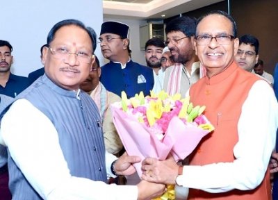 &lsquo;अपनापन&rsquo; के विमोचन समारोह में शामिल हुए मुख्यमंत्री विष्णुदेव साय