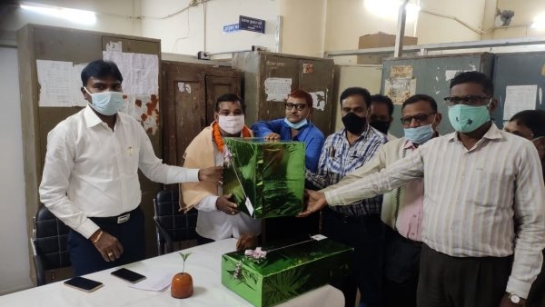 नए कर्मचारियों को निष्ठावान कर्मचारियों से अनुभव लेना चाहिए-आयुक्त सर्वे