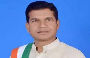 मोदी सरकार जानबूझ कर छत्तीसगढ़ के नागरिकों को परेशान कर रही हैछत्तीसगढ़ के 45 ट्रेनों को रद्द करने पर मौन क्यों है भाजपा के सांसद