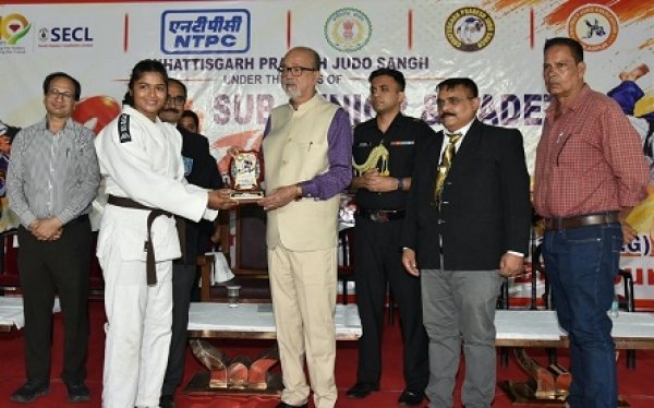 जूडो से निखरेगा साहस और आत्मविश्वास, छत्तीसगढ़ की बेटियां राष्ट्रीय-अंतरराष्ट्रीय मंच पर बढ़ा रहीं मान