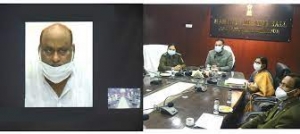 राजस्व मंत्री  ने जिले में कोविड के प्रभावी नियंत्रण एवं रोकथाम के लिए की जा रही तैयारियों की वर्चुअली समीक्षा