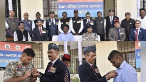 बस्तर में मनाया गया सशस्त्र सेना झण्डा दिवस