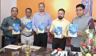 राजस्व मंत्री  टंक राम वर्मा ने नागरिकों के हितों से जुड़ी भू-अभिलेख पुस्तकों का किया विमोचन