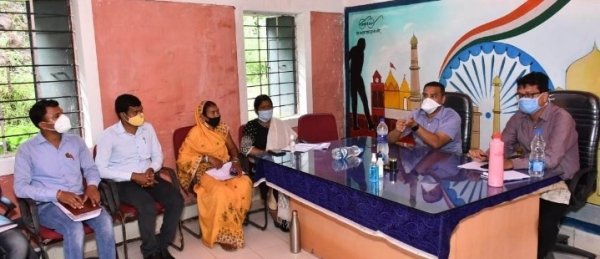 चिखली में लगाया गया राजस्व शिविर, कलेक्टर ने सुनी ग्रामीणों की समस्याएं लंबित प्रकरणों का निराकरण 15 दिनों के भीतर करने के दिए निर्देश