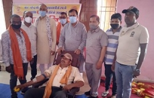 चरोदा मंडल भाजपा के आयोजन का सांसद डॉ सरोज ने किया उद्घाटन तो समापन में पहुंचे विजय बघेल