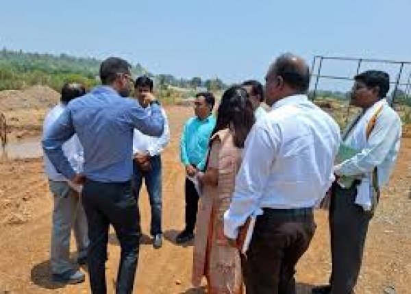 लोक निर्माण विभाग के सचिव ने केशकाल घाट बायपास रुट का किया निरीक्षण, तत्काल काम शुरू करने के दिए निर्देश