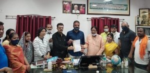 भाजपा पार्षद दल मिला विधायक जगदलपुर एवं संसदीय सचिव रेखचंद जैन से