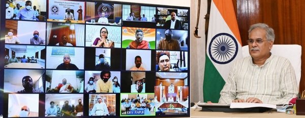 विश्वविद्यालयों का कार्य केवल डिग्री देना ही नहीं, समाज और प्रदेश की समस्याओं का प्रभावी और वैज्ञानिक हल खोजना भी है: मुख्यमंत्री बघेल