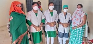 गोरेगांव में "नर्सिज डे" पर पदस्थ नर्स का किया गया सम्मान