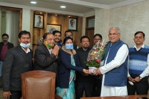 मुख्यमंत्री  बघेल से दुर्ग बार एसोसिएशन के पदाधिकारियों ने की सौजन्य मुलाकात