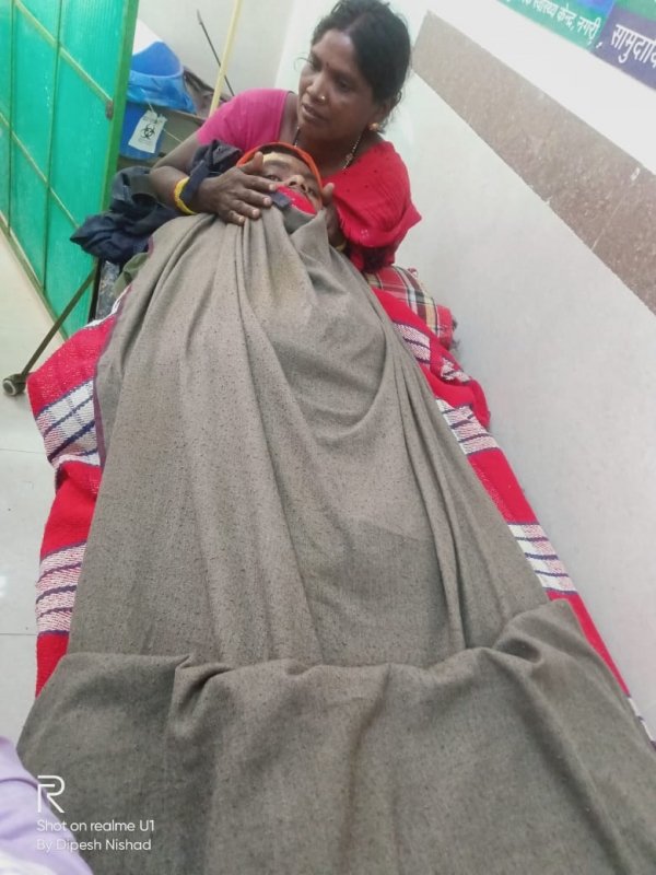 तेज रफ्तार बोलेरो ने मोटर सायकिल सवार तीन युवकों को मारी टक्कर