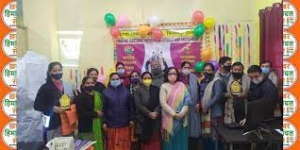 राष्ट्रीय मतदाता दिवस पर मताधिकार के निष्पक्ष प्रयोग की शपथ ली गई