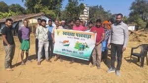 कृषि विज्ञान केन्द्र सुरगी में स्वच्छता पखवाड़ा संपन्न &mdash; किसान दिवस, जागरूकता कार्यक्रम और पौध वितरण ने बढ़ाई सहभागिता