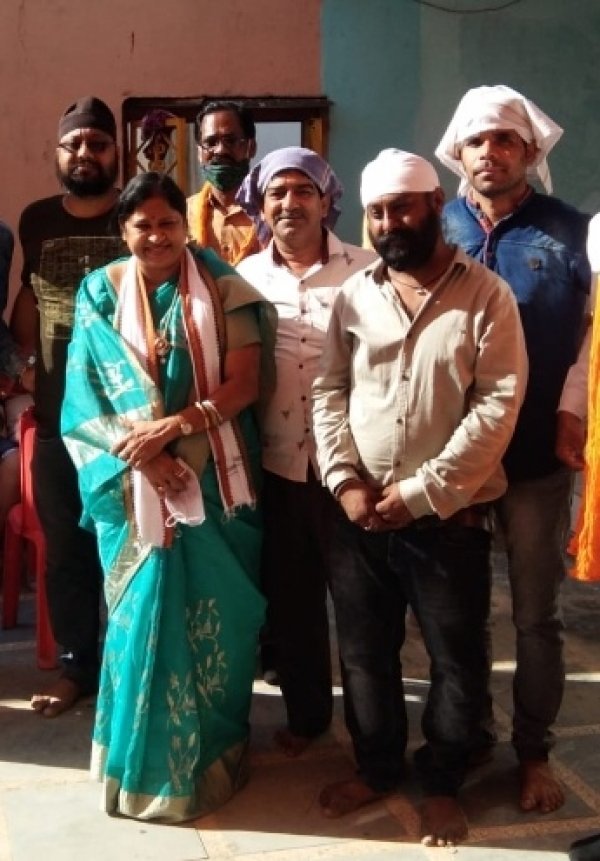 गुरु नानक जी की जयंती प्रकाश पूरब हर्ष उल्लास के साथ मनाया गया