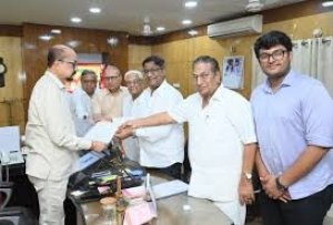 राज्यपाल डेका से छत्तीसगढ़ अग्रवाल संगठन के पदाधिकारियों ने की भेंट