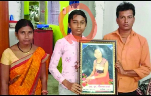 दुर्लभ बीमारी के चंगुल में नमन वर्मा चिकित्सा सुविधा की कर रहे हैं मांग