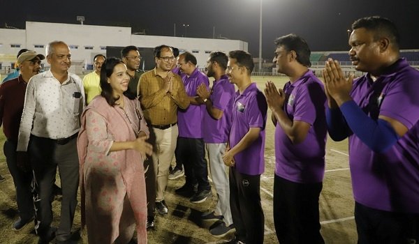 पी-4 सद्भावना क्रिकेट लीग प्रतियोगिता 2024, नागरिक ए व नागरिक सी और पुलिस व प्रशासन के बीच सेमीफायनल मुकाबला
