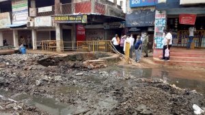इंदिरा मार्केट के कुॅए को सौदर्यीकृत करने महापौर बाकलीवाल ने अधिकारियों को दिये निर्देश