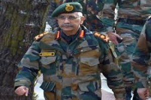 लद्दाख में तनाव के बीच बोले आर्मी चीफ- LAC पर हालात नाजुक, हर चुनौती का सामना करने को तैयार