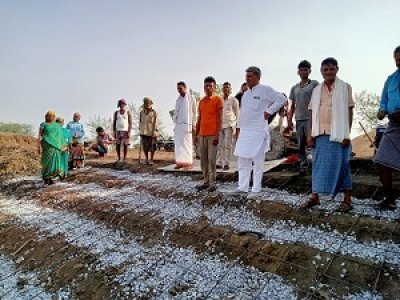 विजय बघेल ने किया गनिया में निर्माण कार्यो का निरीक्षण