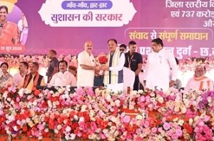 सुरेन्द्र कौशिक ने किया मुख्यमंत्री विष्णुदेव साय का आत्मीय स्वागत, दुर्ग को मिली ₹737 करोड़ के विकास कार्यों की ऐतिहासिक सौगात