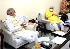 छत्तीसगढ़ के मुख्यमंत्री बघेल ने केंद्रीय गृहमंत्री अमित शाह से मुलाकात की