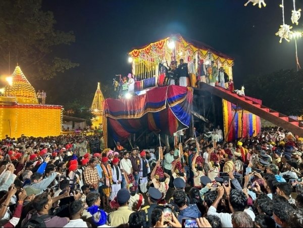 भीतर रैनी रस्म में विजय रथ की हुई परिक्रमा