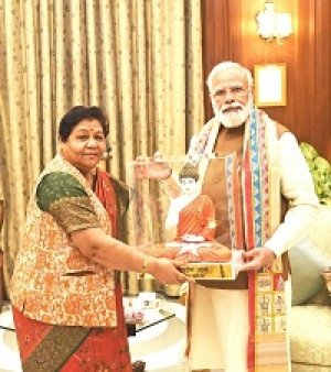 प्रधानमंत्री  मोदी से राज्यपाल सुश्री उइके ने भेंट कर विभिन्न मुद्दों पर की चर्चा