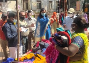 मरच्युरी मार्ग से हटाया गया अतिक्रमण , 11 लोगों से 3200 रु0 वसूला गया जुर्माना