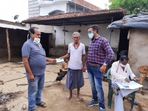 दुर्ग निगम ने मवेशी बाहर छोडऩे और गंदगी फैलाने के कारण  दस-दस हजार वसूला जुर्माना